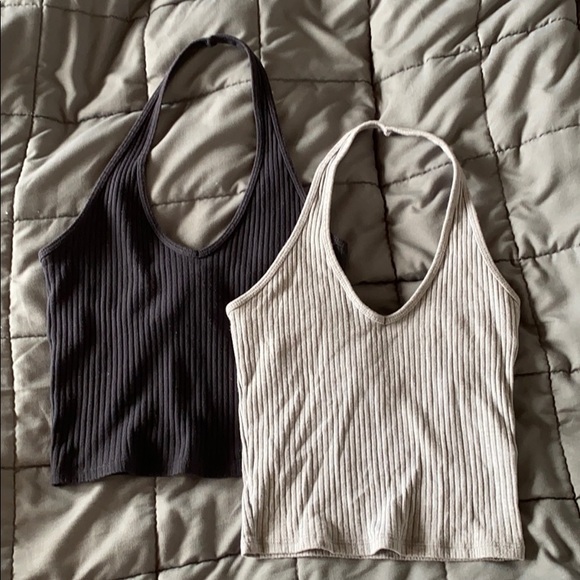 Hollister Tops - Halter crop top set